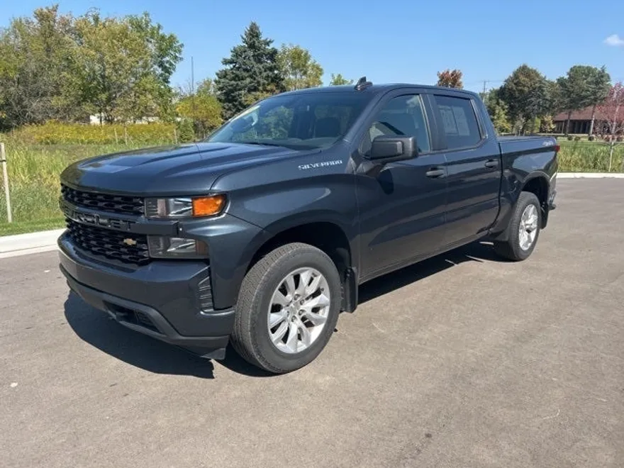 2020 Chevrolet Silverado 1500 Custom photo 1