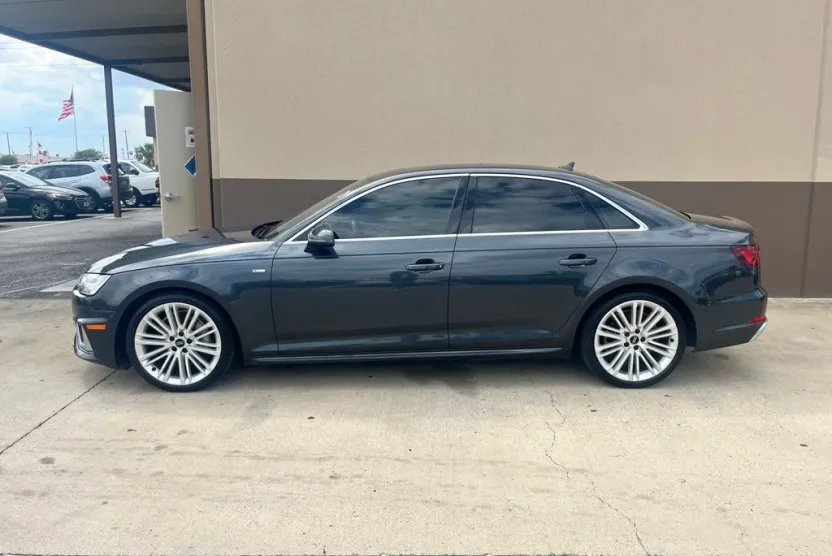 2019 Audi A4 2.0T Premium Plus photo 1