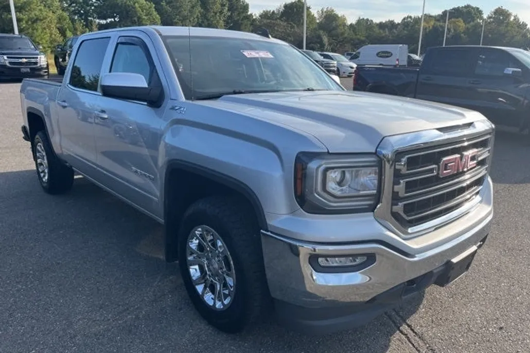 2018 Gmc Sierra 1500 SLE photo 1
