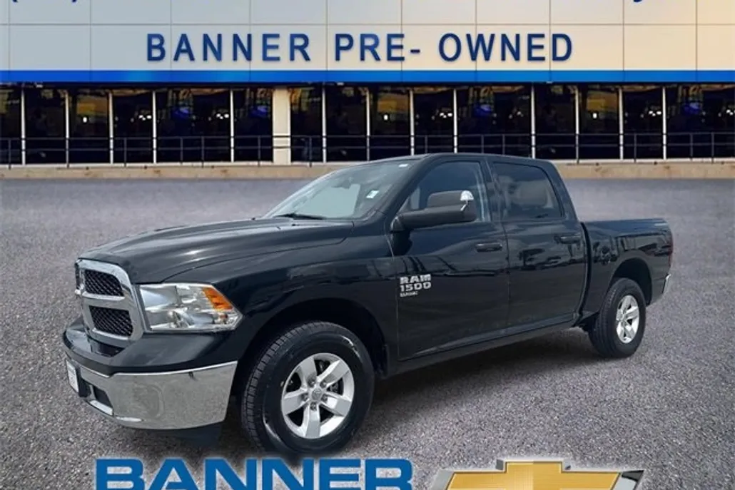 2022 Ram 1500 Classic SLT photo 1