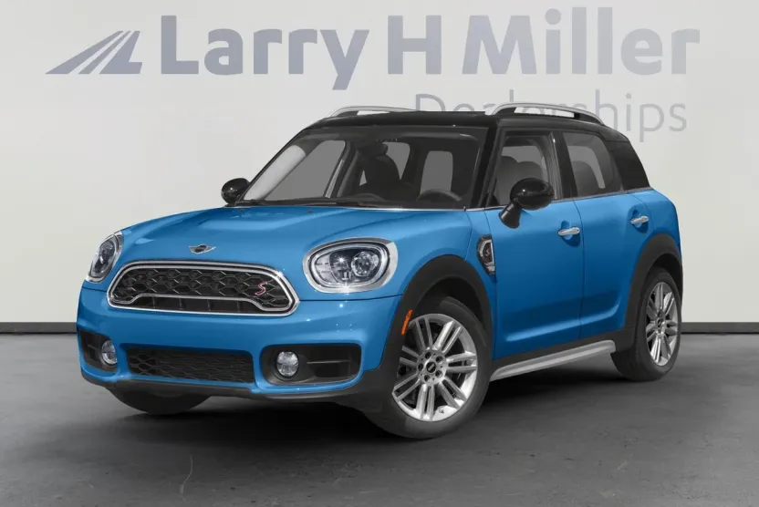 2020 Mini Countryman S ALL4 photo 1