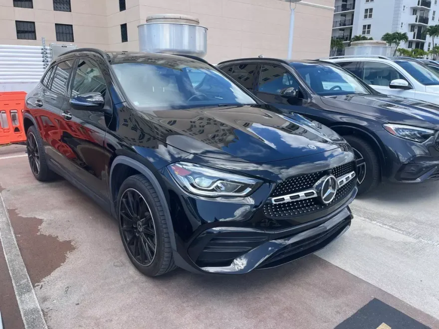 2022 Mercedes Benz GLA 250 photo 1