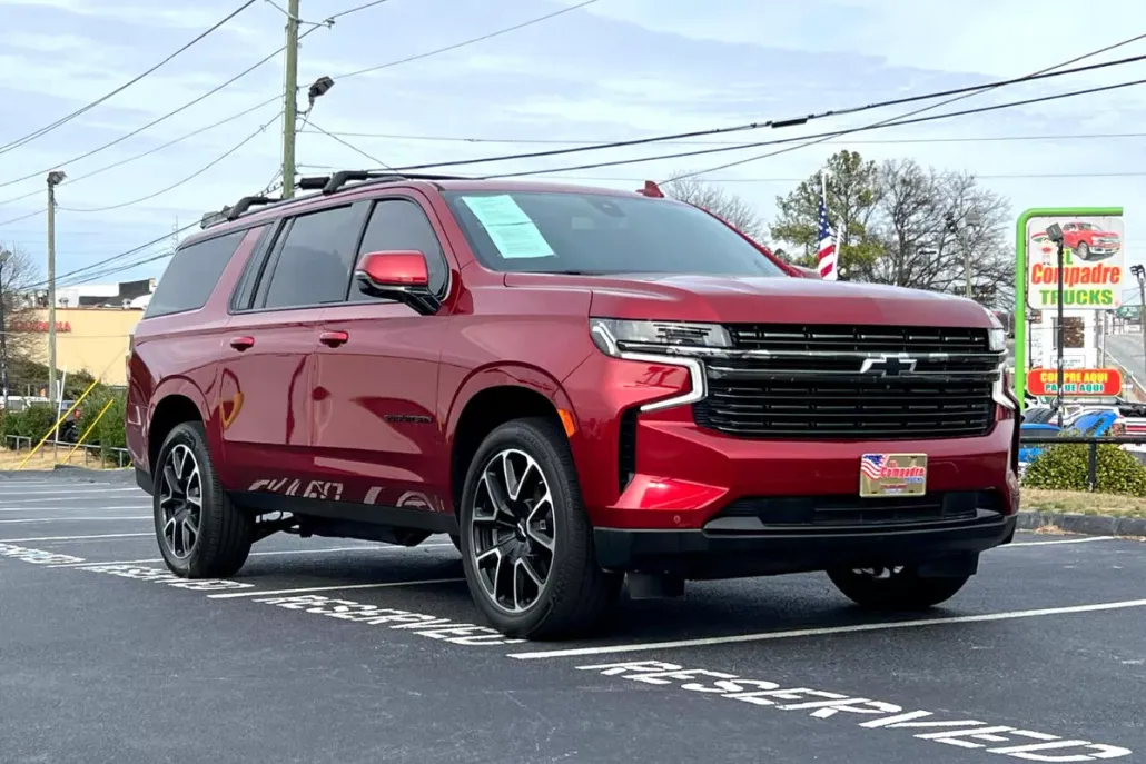 2021 Chevrolet Suburban RST photo 1
