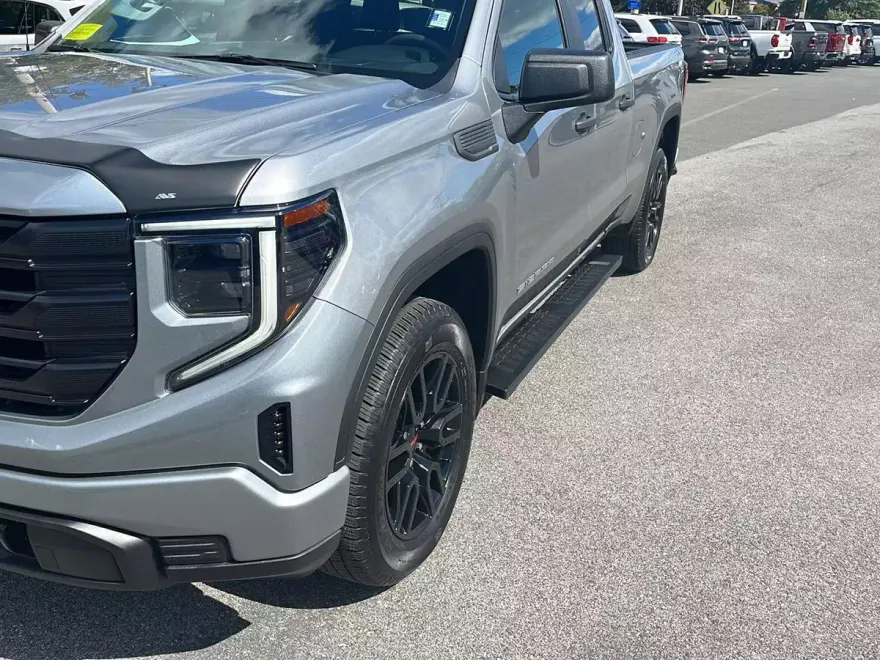 2023 Gmc Sierra 1500 Pro photo 1
