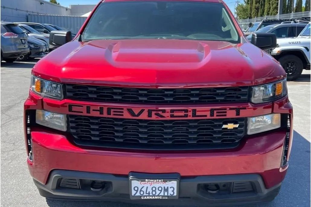 2022 Chevrolet Silverado 1500 Custom photo 1