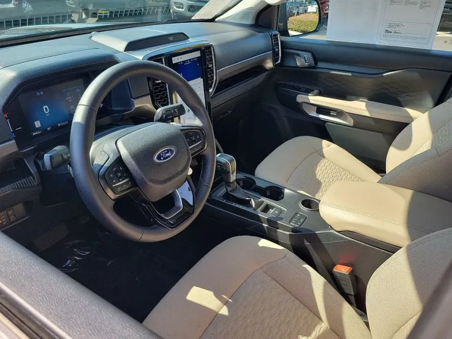 2024 Ford Ranger XLT photo 1