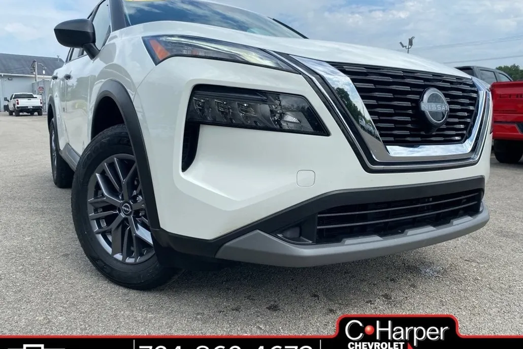 2023 Nissan Rogue S photo 1