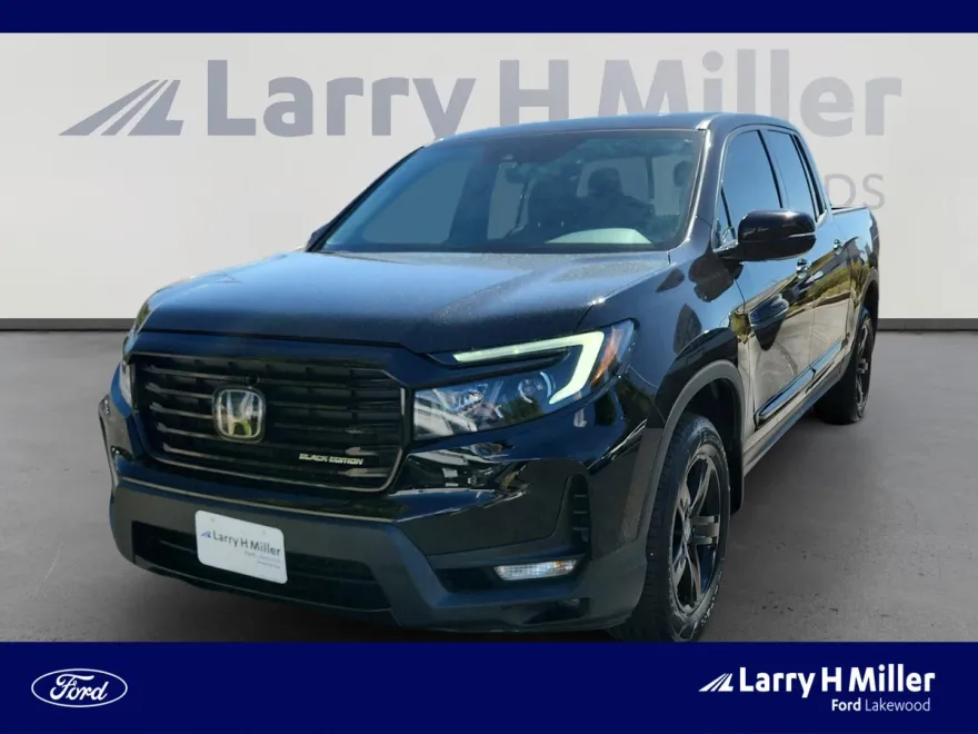 2022 Honda Ridgeline Black Edition photo 1