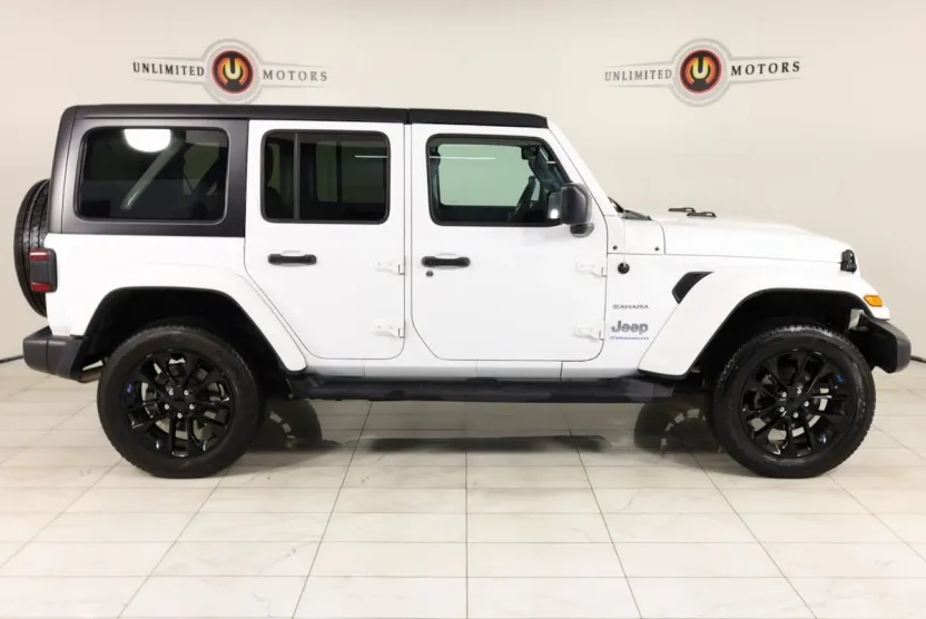 2023 Jeep Wrangler 4xe Sahara photo 1