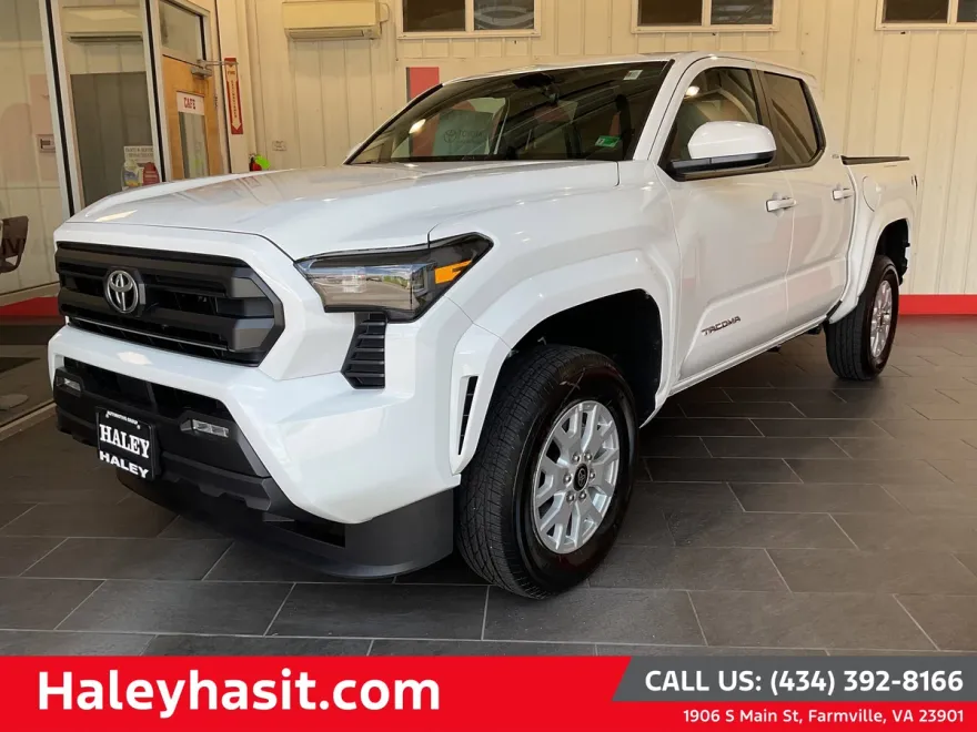 2025 Toyota Tacoma SR5 photo 1