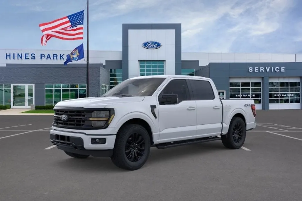 2025 Ford F-150 XLT photo 1