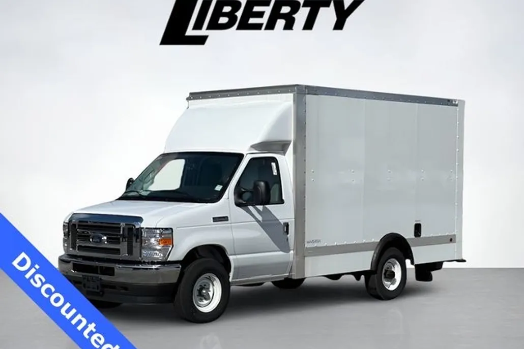 2025 Ford E-350 photo 1