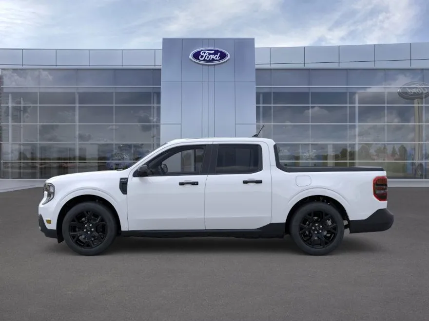 2025 Ford Maverick XLT photo 1
