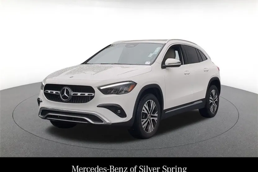 2025 Mercedes Benz GLA 250 4MATIC photo 1