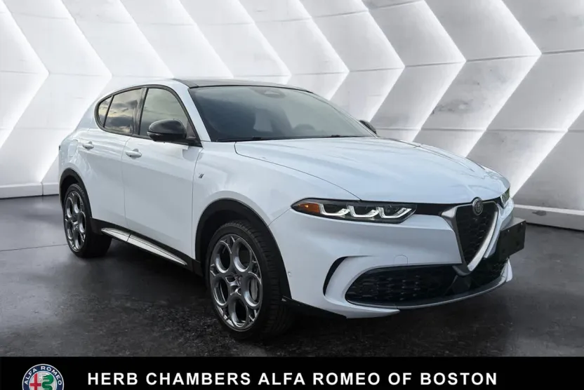2024 Alfa Romeo Tonale Ti photo 1