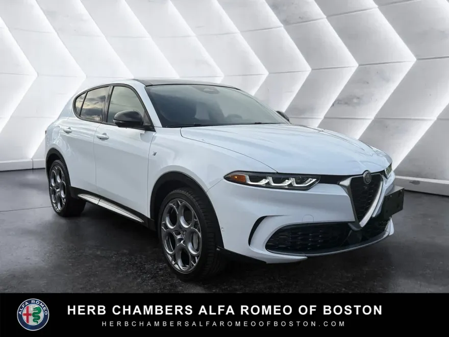 2024 Alfa Romeo Tonale Ti photo 1