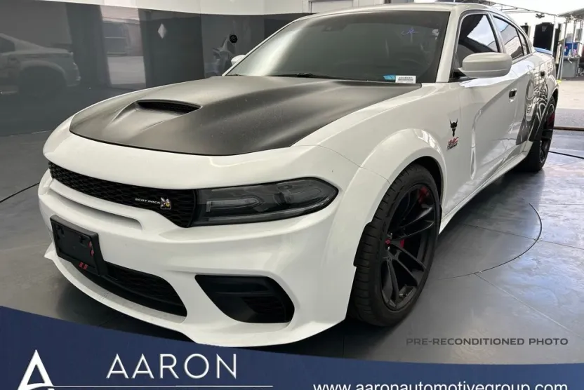 2020 Dodge Charger Scat Pack photo 1