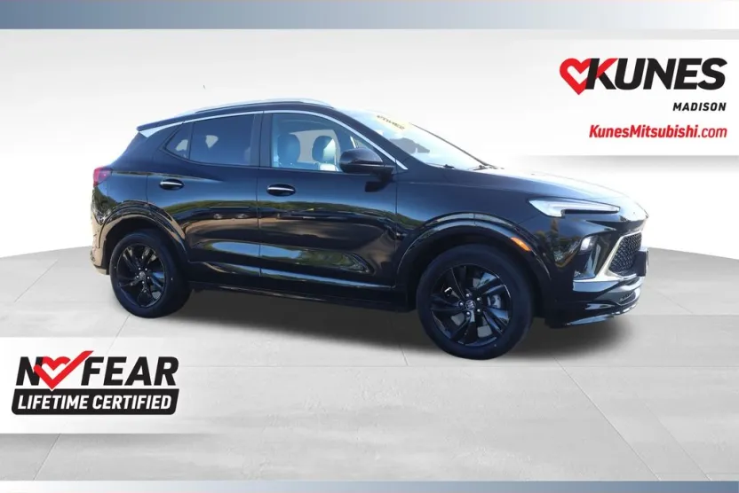 2024 Buick Encore GX Sport Touring photo 1
