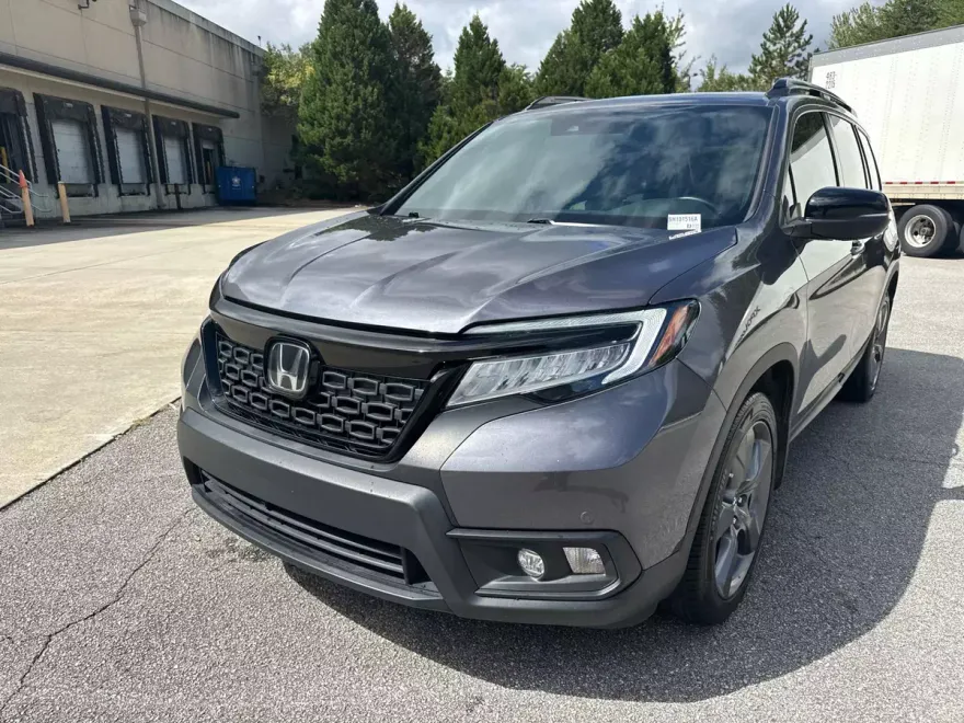 2021 Honda Passport Touring photo 1