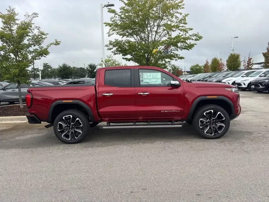2026 Gmc Canyon Denali photo 1