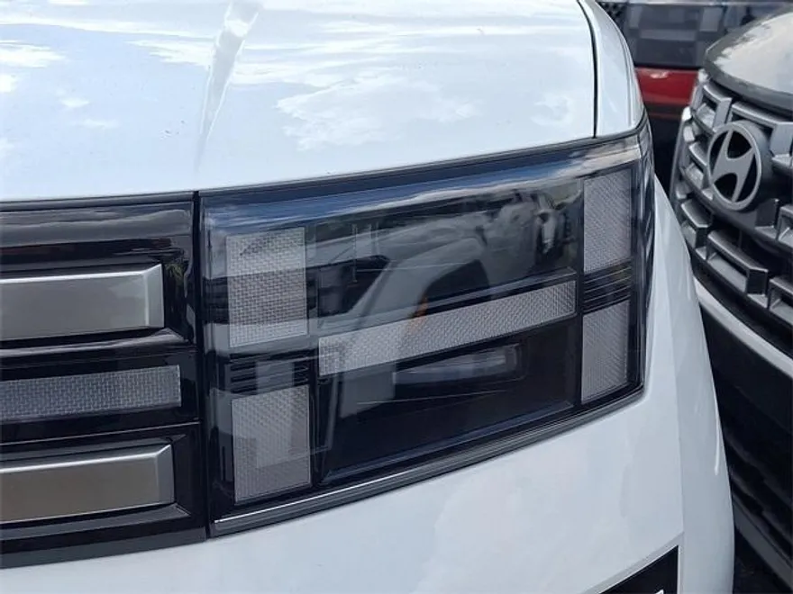 2026 Hyundai Santa Fe SE photo 1