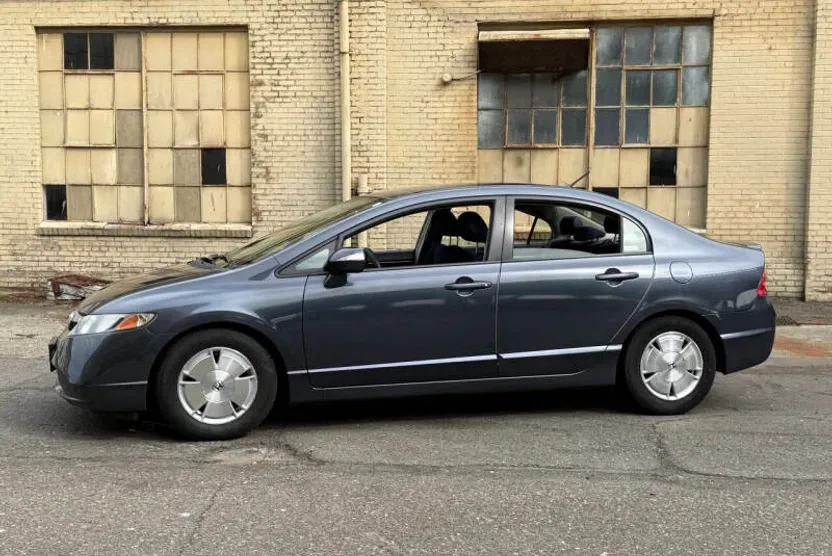 2007 Honda Civic Hybrid photo 1