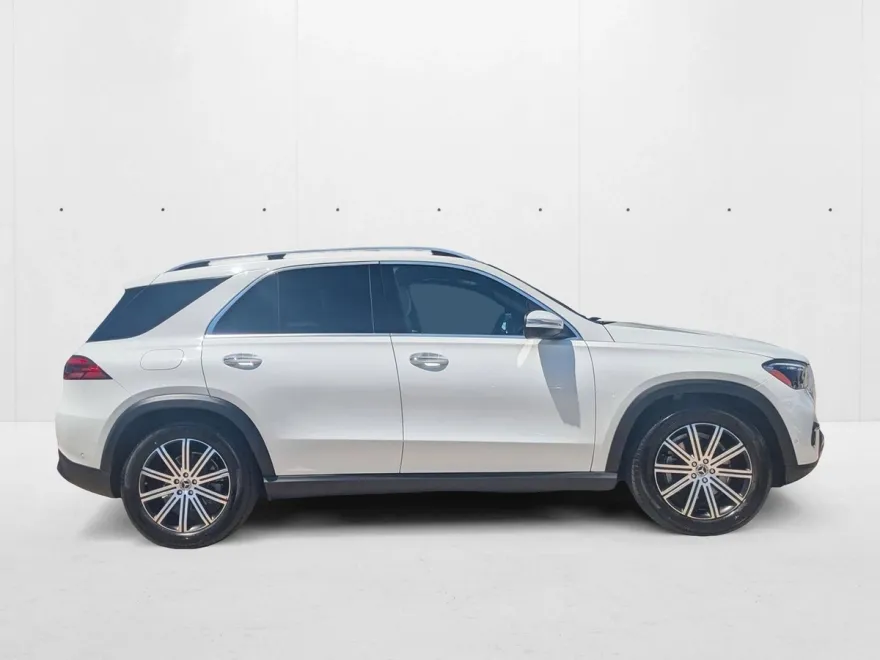 2025 Mercedes Benz GLE 350 4MATIC photo 1