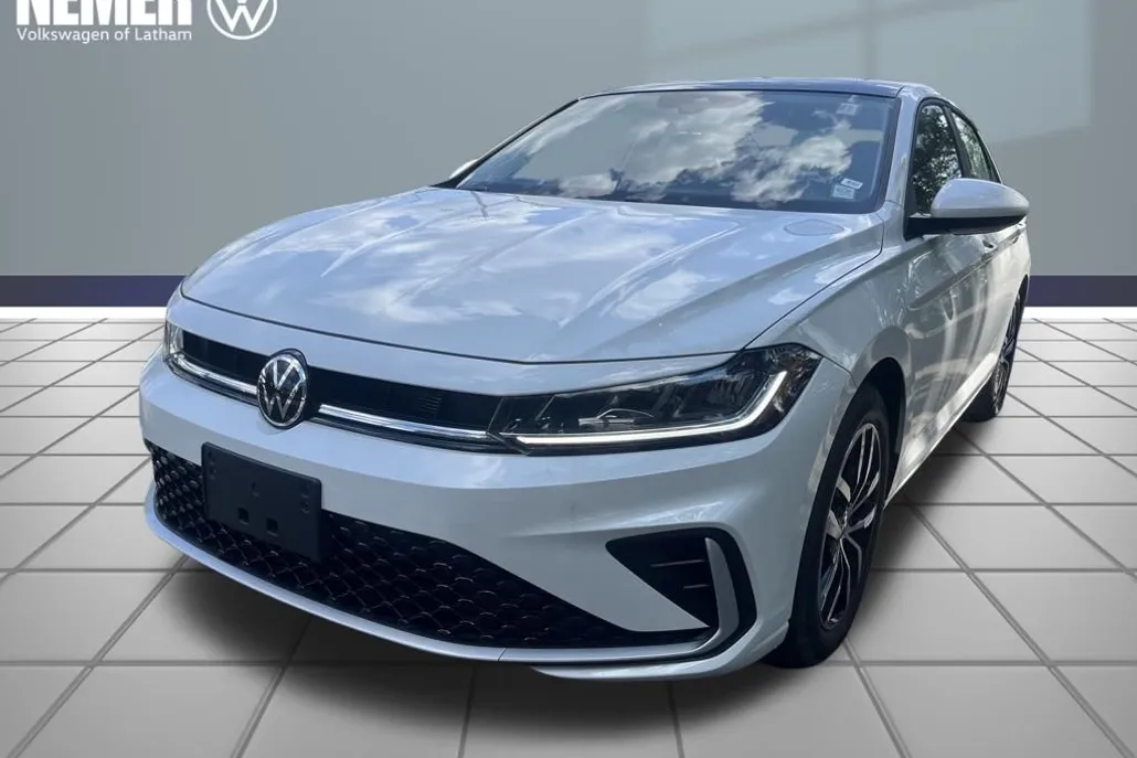 2025 Volkswagen Jetta 1.5T SE photo 1