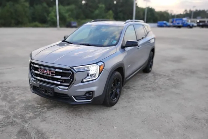 2024 Gmc Terrain AT4 photo 1