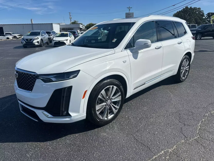 2022 Cadillac XT6 Premium Luxury photo 1