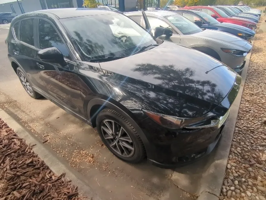 2018 Mazda CX-5 Touring photo 1