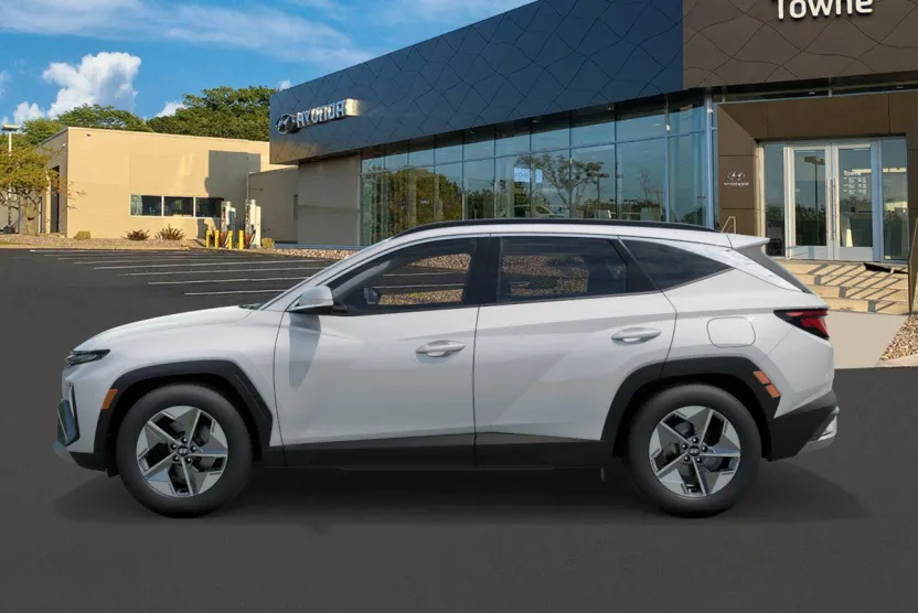 2026 Hyundai Tucson SEL photo 1