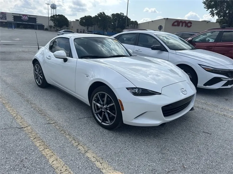 2022 Mazda MX-5 Miata RF Miata Grand Touring photo 1
