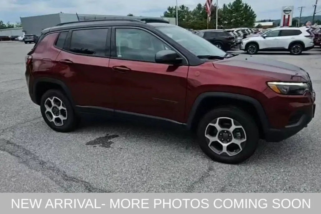 2022 Jeep Compass Trailhawk photo 1