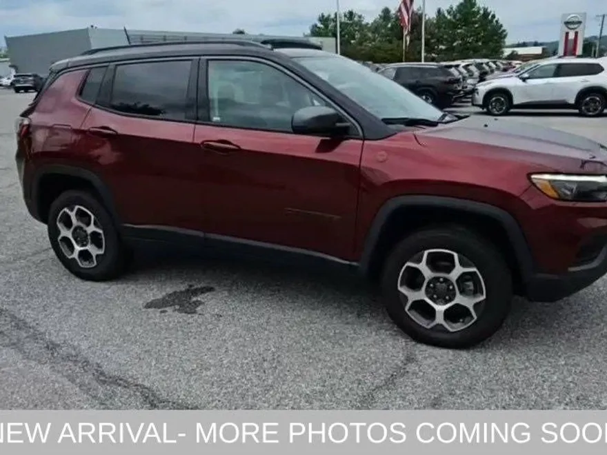 2022 Jeep Compass Trailhawk photo 1
