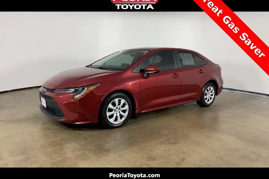 2023 Toyota Corolla LE photo 1
