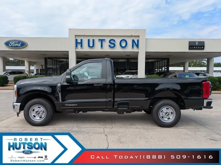 2025 Ford F-250 XL photo 1