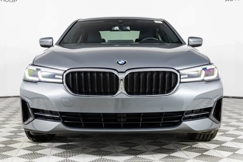 2023 Bmw 530i photo 1