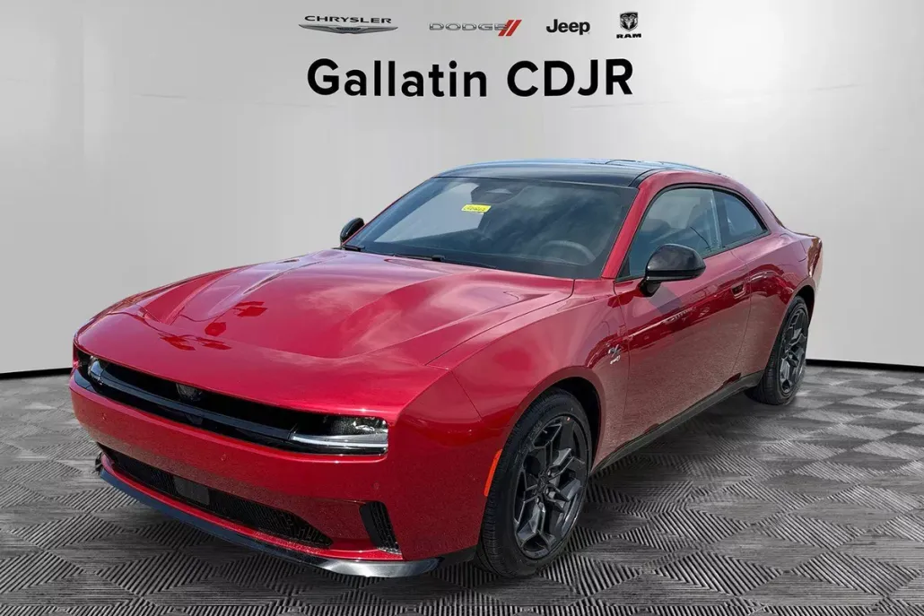 2025 Dodge Charger Daytona R/T photo 1