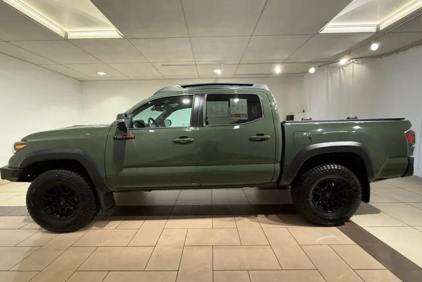 2020 Toyota Tacoma TRD Pro photo 1