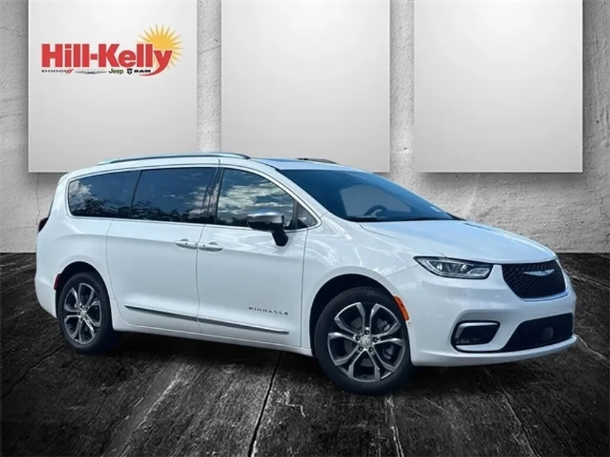 2026 Chrysler Pacifica Pinnacle photo 1