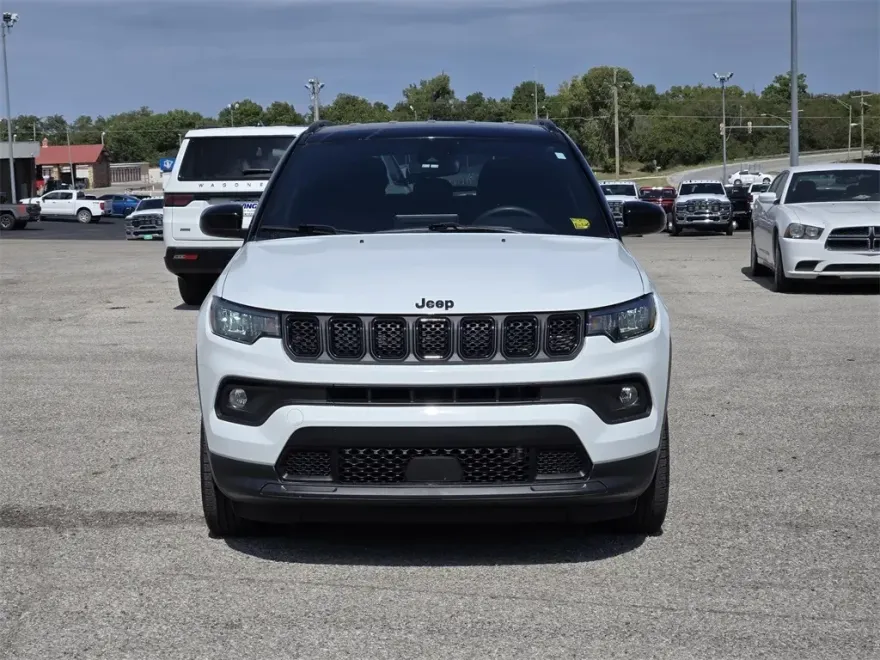 2024 Jeep Compass Altitude Special Edition photo 1