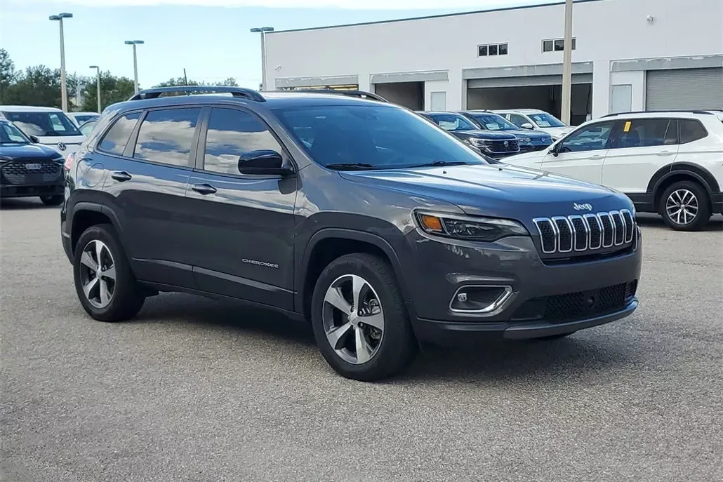 2022 Jeep Cherokee Limited photo 1