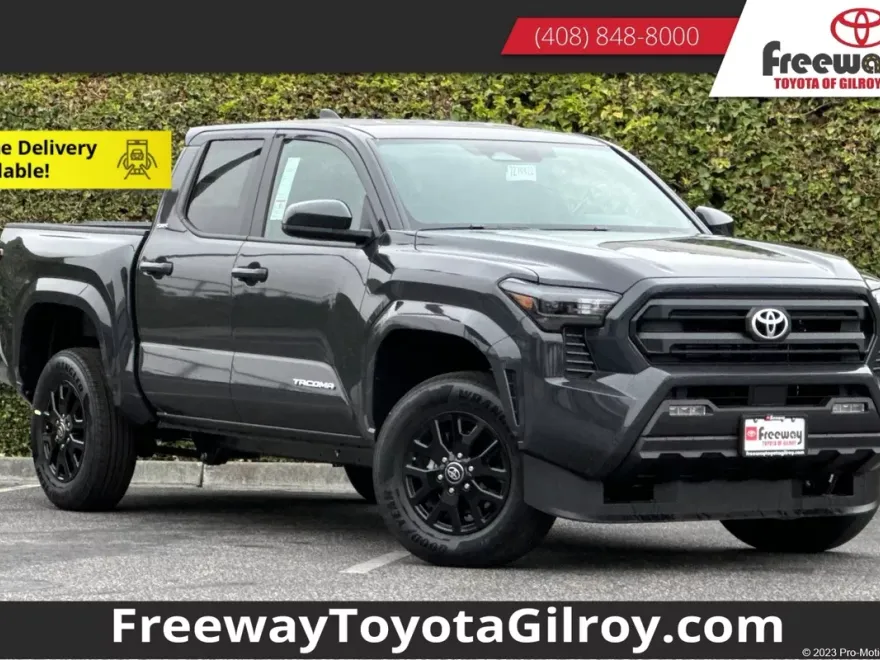 2025 Toyota Tacoma SR5 4x4 Double Cab photo 1