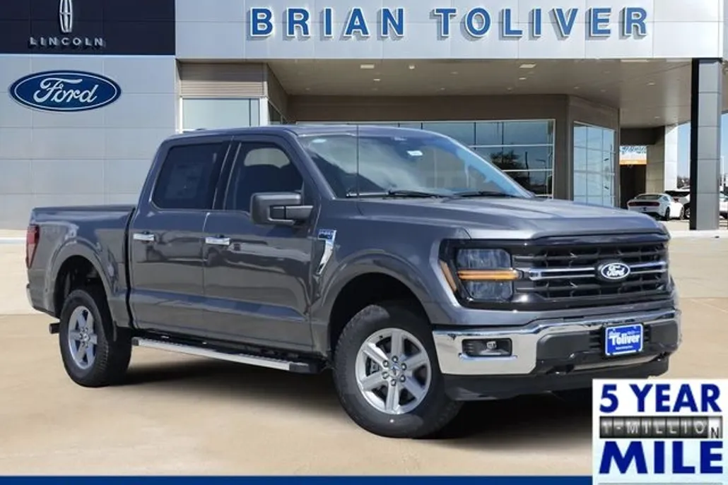 2025 Ford F-150 XLT photo 1