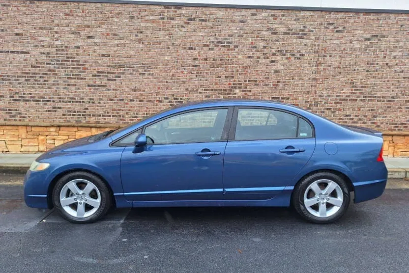 2009 Honda Civic photo 1