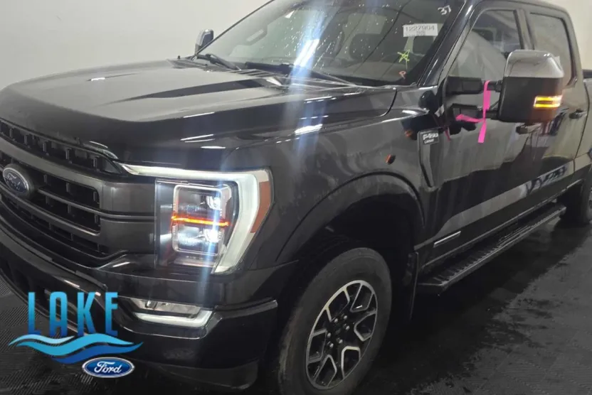 2021 Ford F-150 Lariat photo 1