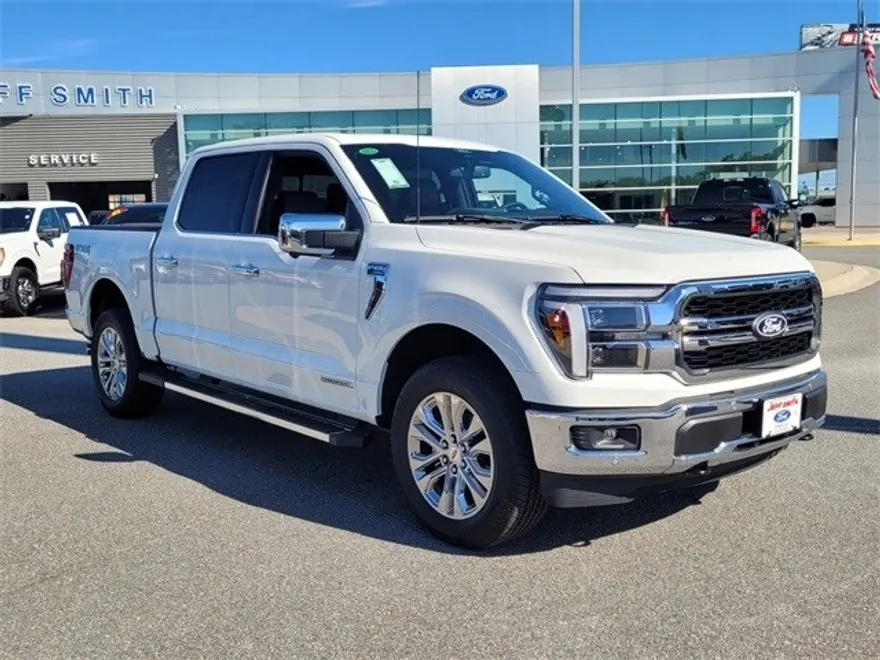 2025 Ford F-150 Lariat photo 1