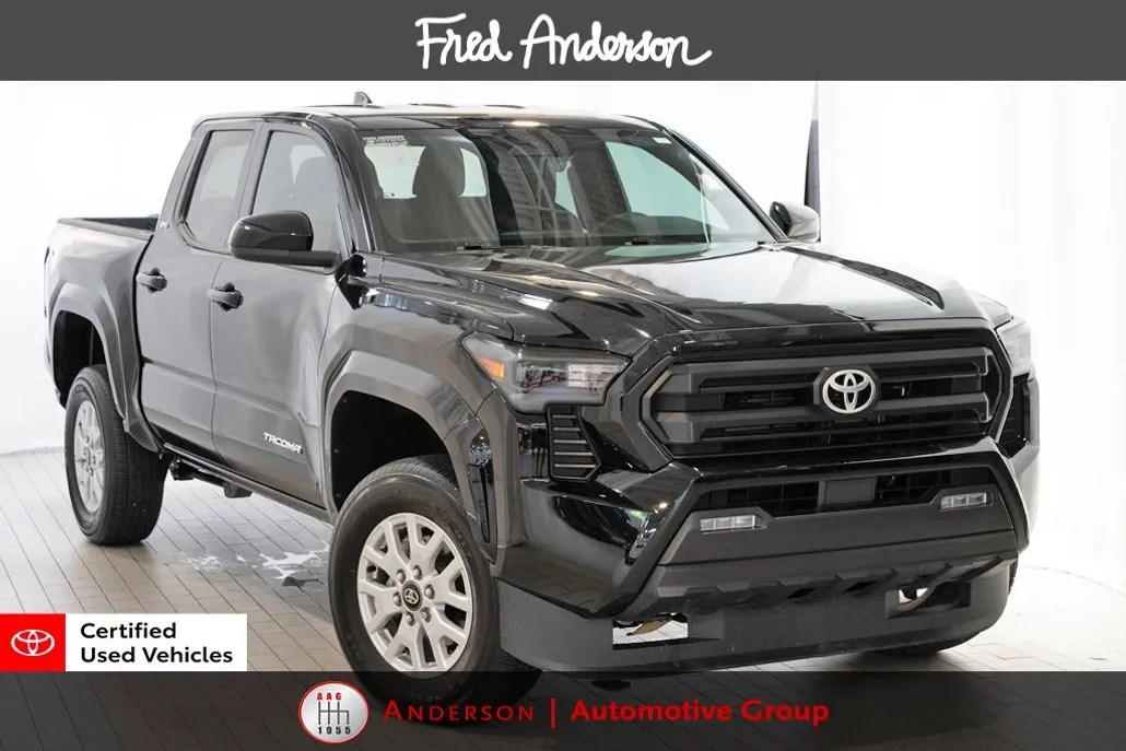 2024 Toyota Tacoma SR5 photo 1