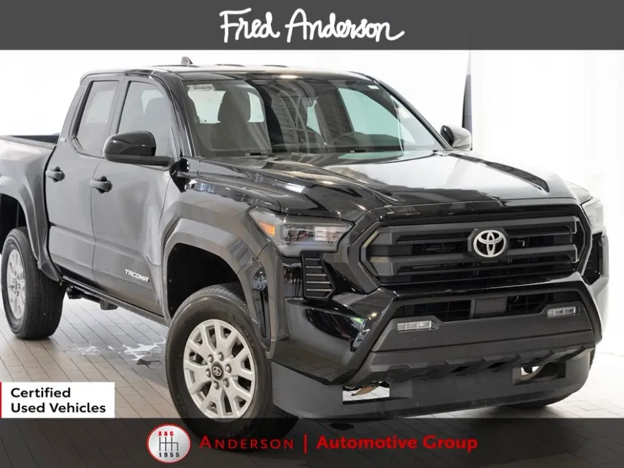 2024 Toyota Tacoma SR5 photo 1